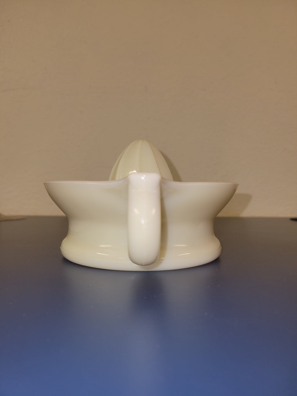 Vintage McKee Sunkist Citrus Juicer Reamer - 1930s Yellow Custard Glass - French Ivory