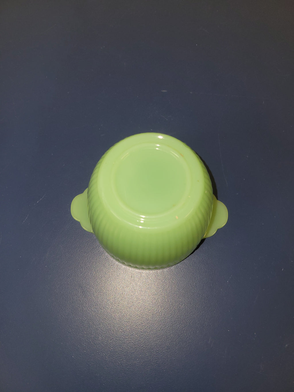 Vintage Uranium Glass Custard Cup w/ Handles – Glows Under UV – Retro Green 💚✨