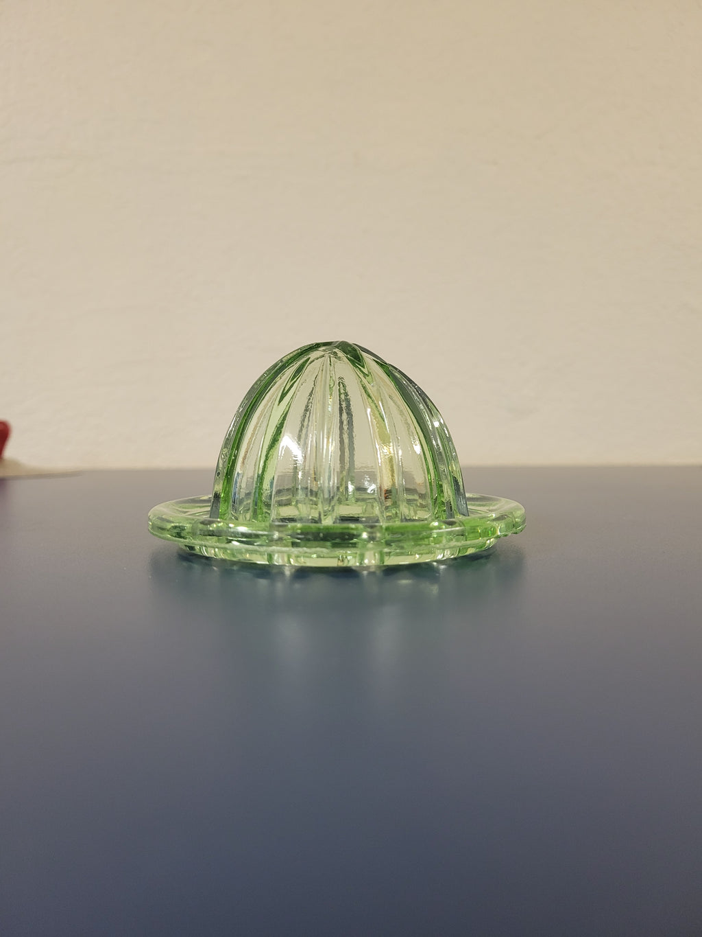 Vintage Neon Green Glass Citrus Juicer Reamer – Retro Vibes, Collector Gold 🍋✨