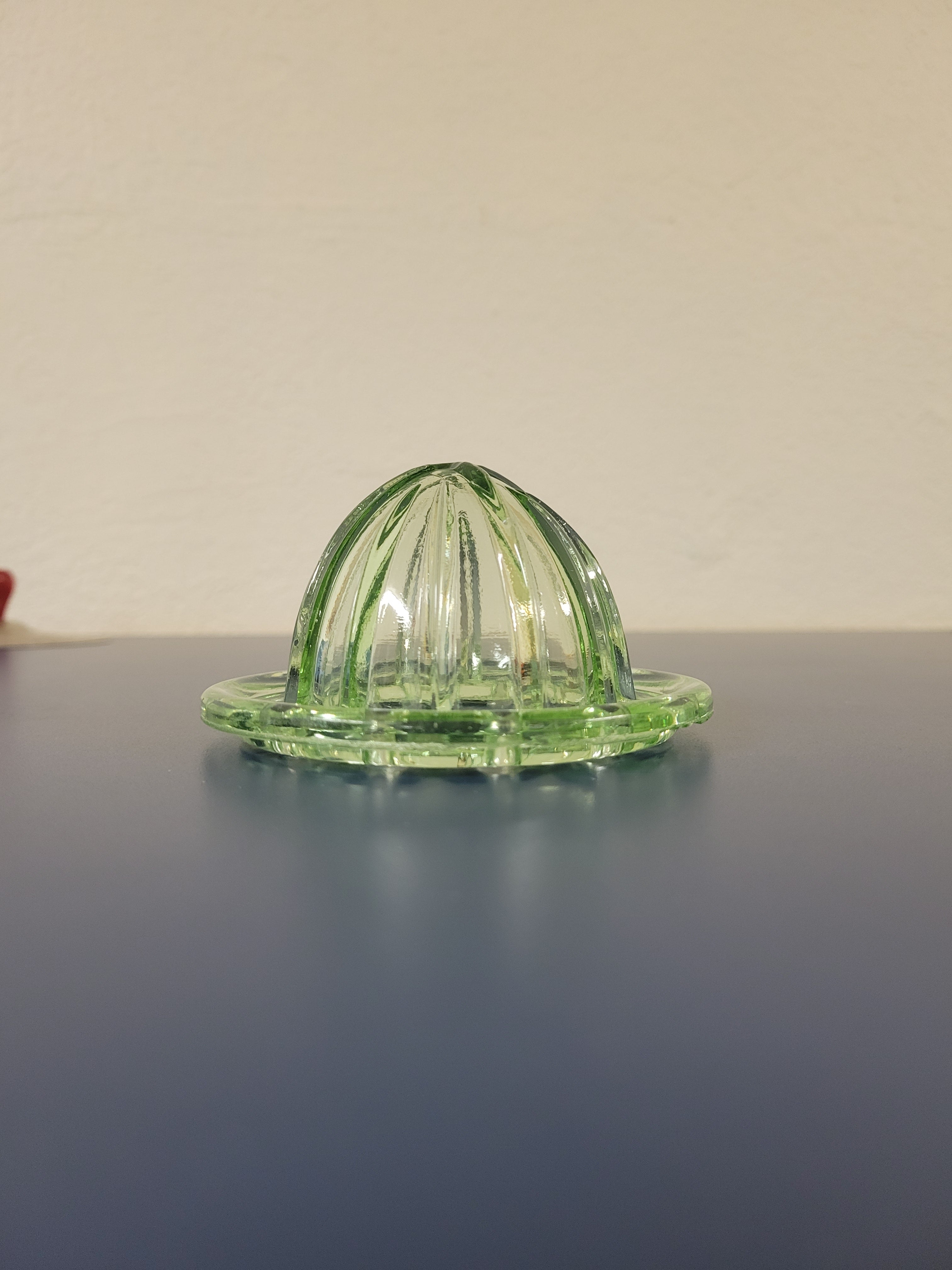 Vintage Neon Green Glass Citrus Juicer Reamer – Retro Vibes, Collector Gold 🍋✨